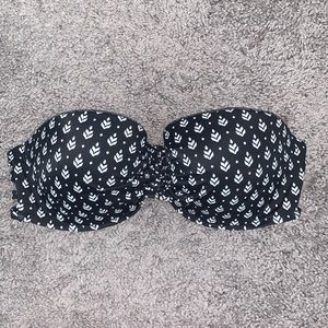 Strapless bikini top